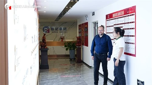 Polish customer visited GNEE aluminum foil production line! Polish customer visited GNEE aluminum foil production line!